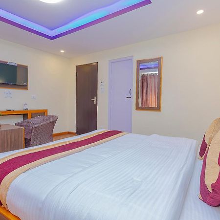Oyo 798 Euphoria Inn Катманду Екстериор снимка
