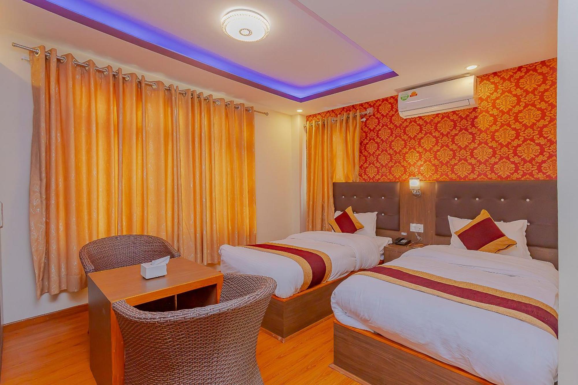 Oyo 798 Euphoria Inn Катманду Екстериор снимка